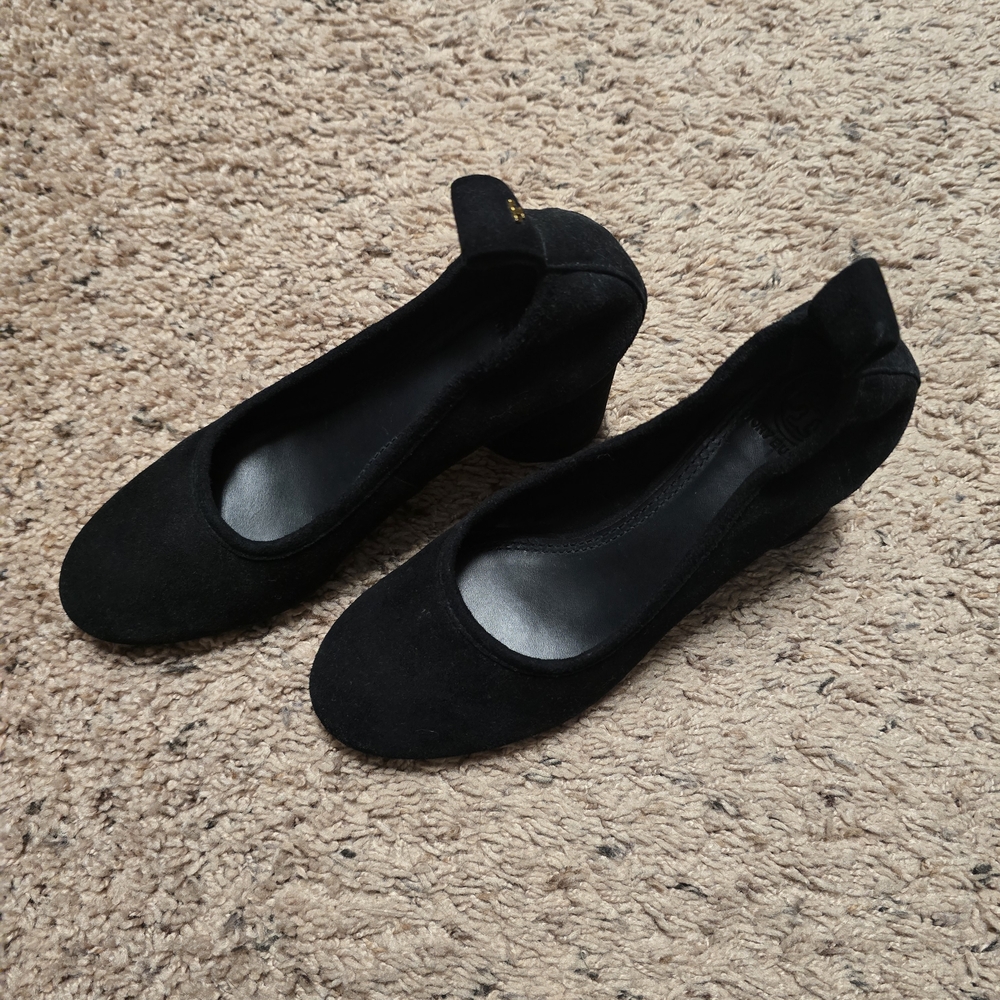 Tory Burch Black Suede Elegant Heels